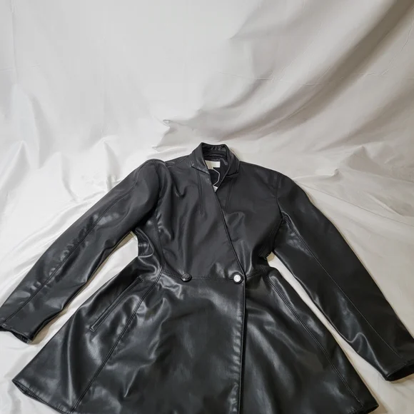 Zara FITTED FAUX LEATHER BLAZER - Picture 3 of 6